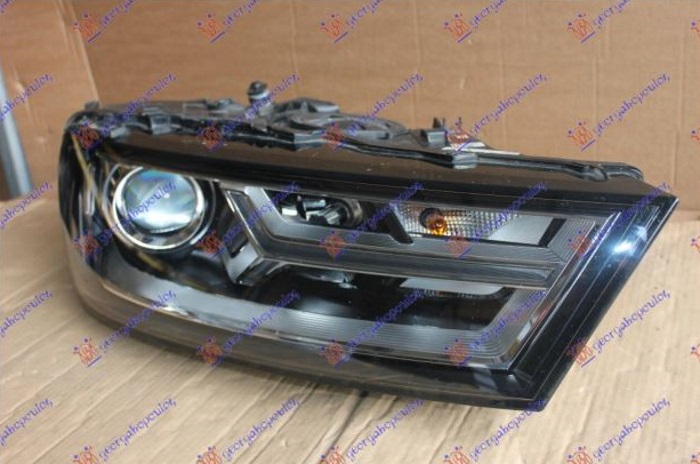 Far bi-xenon sa LED dnevnim svetlom (TYC) D