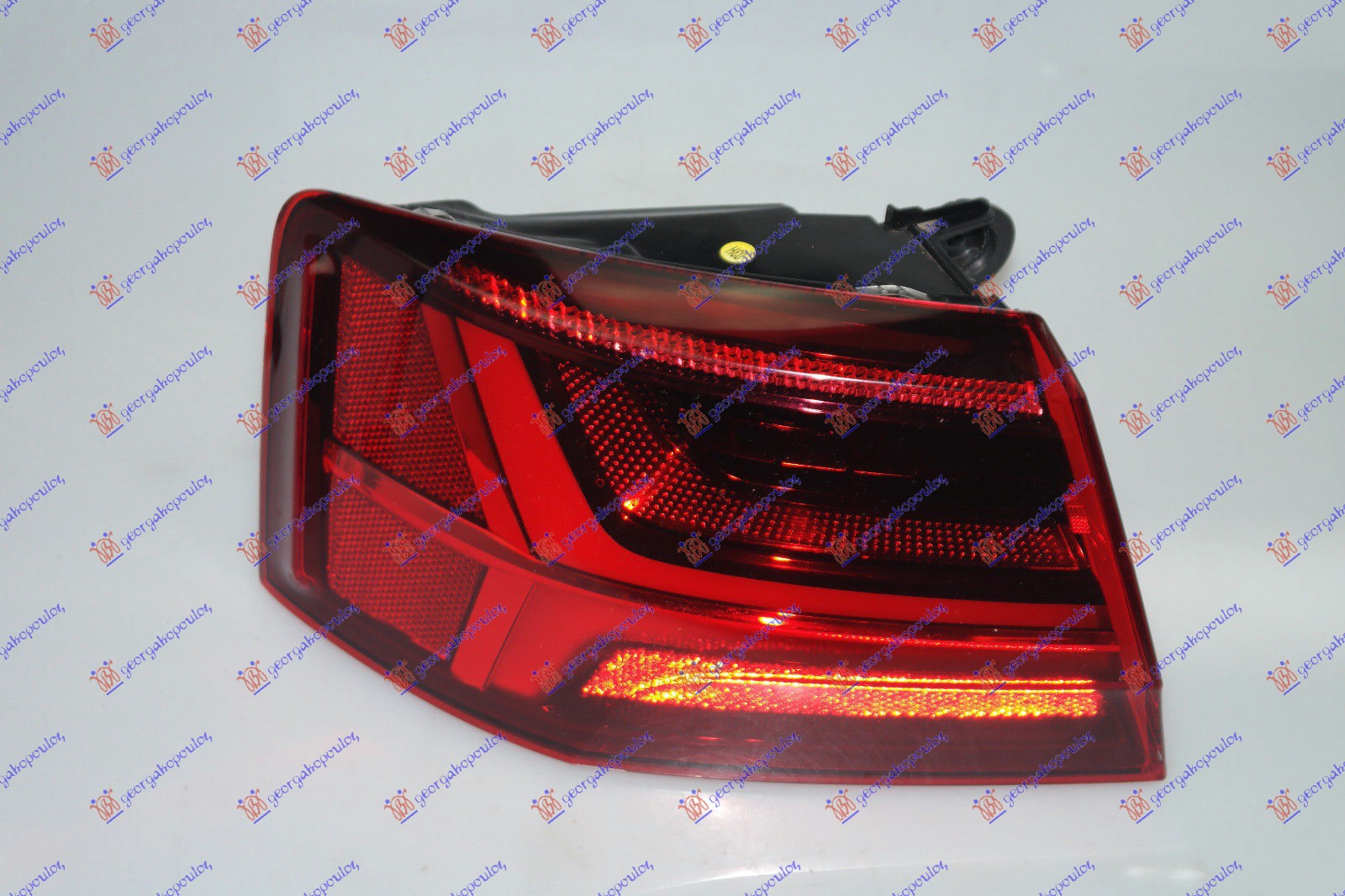 Stop lampa spoljašnja LED dynamic (VALEO) L